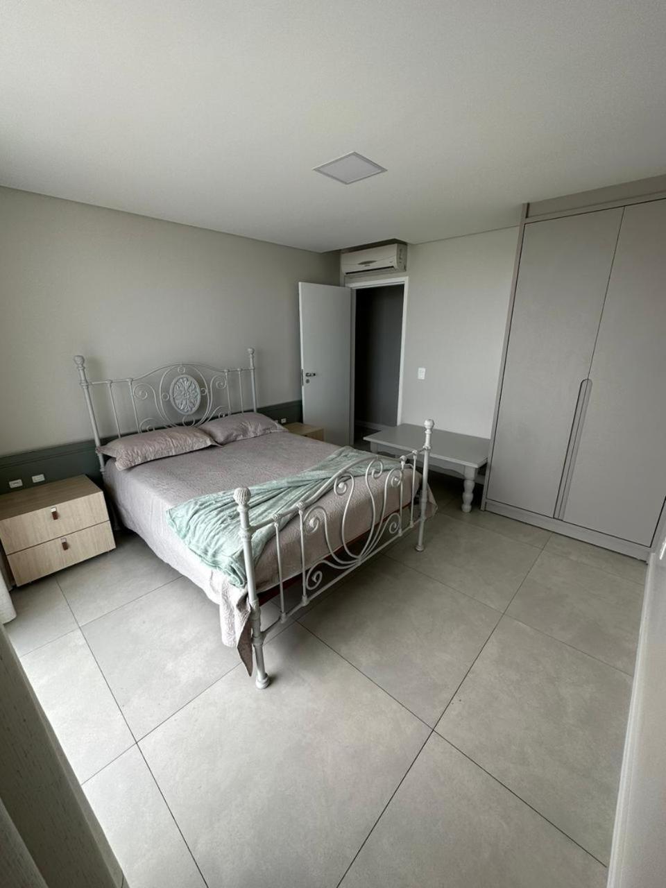 Apartamento Frente Mar Na Baia De Porto Belo Ngoại thất bức ảnh