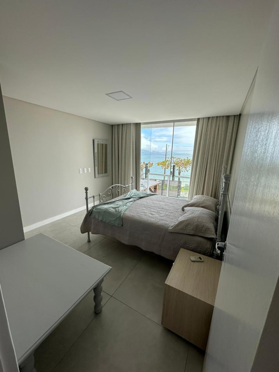 Apartamento Frente Mar Na Baia De Porto Belo Ngoại thất bức ảnh