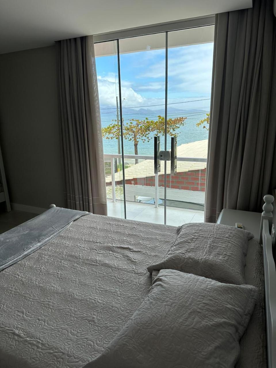 Apartamento Frente Mar Na Baia De Porto Belo Ngoại thất bức ảnh
