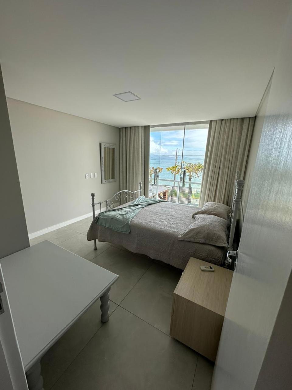 Apartamento Frente Mar Na Baia De Porto Belo Ngoại thất bức ảnh